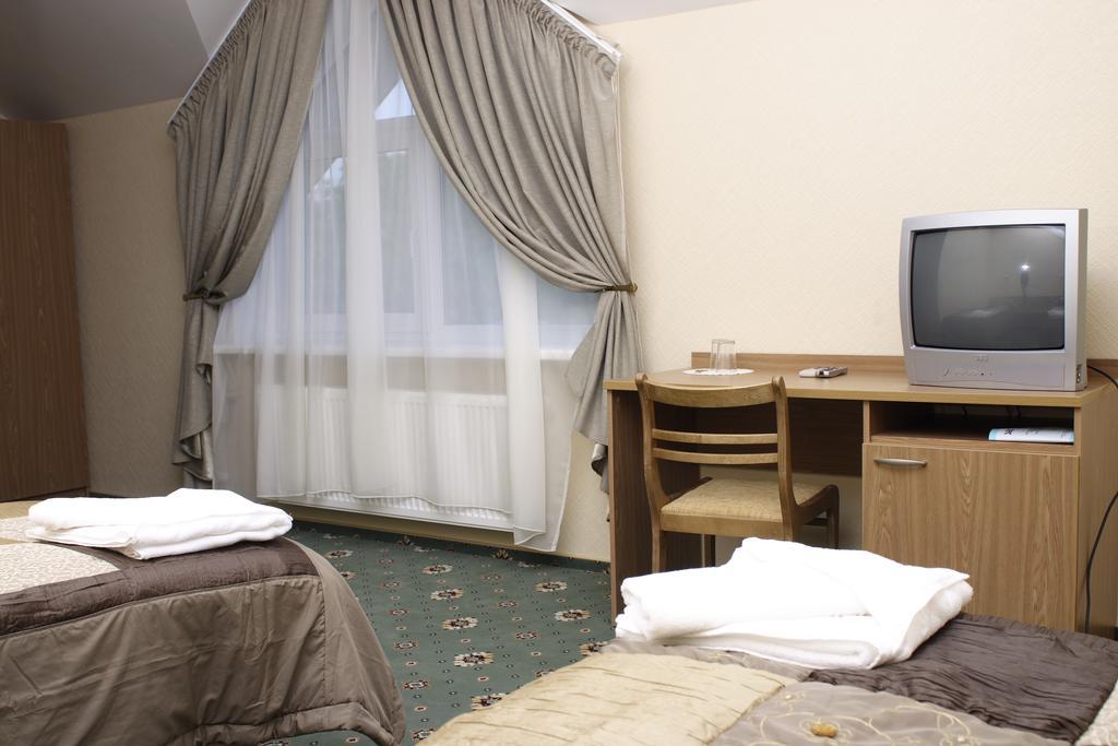 Annabella Hotel Рига Екстериор снимка